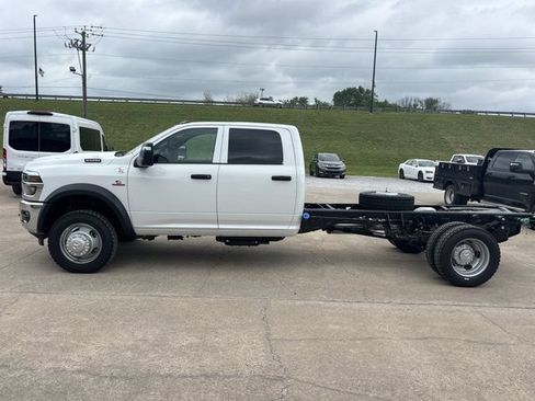 New 2026 RAM 5500 Tradesman AWD/4WD image 6