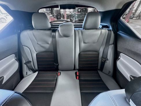 Used 2023 Nissan Kicks SR w/ SR Premium Package FWD image 20