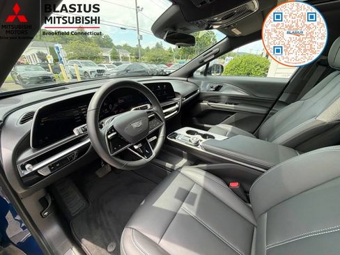 Used 2024 Cadillac Lyriq Tech w/ Driver Assist Package AWD/4WD image 30