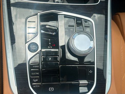 New 2026 BMW X5 xDrive50e w/ Executive Package AWD/4WD image 29