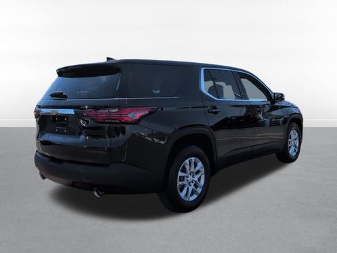 Used 2023 Chevrolet Traverse LS w/ Safety Package AWD/4WD image 6