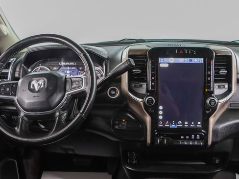 Used 2024 RAM 2500 Laramie AWD/4WD image 17