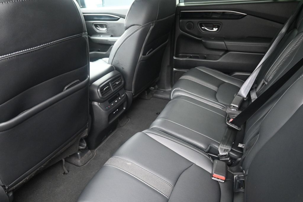 Certified 2024 Honda Pilot EX-L image 17