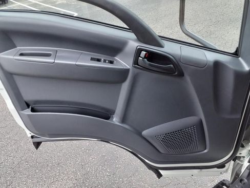 New 2025 Chevrolet Low Cab Forward image 20