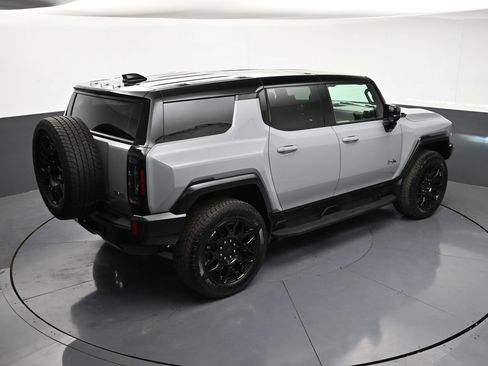 Certified 2026 GMC Hummer EV SUV AWD/4WD image 20