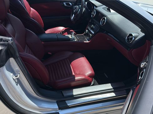 Used 2013 Mercedes-Benz SL 550 image 21
