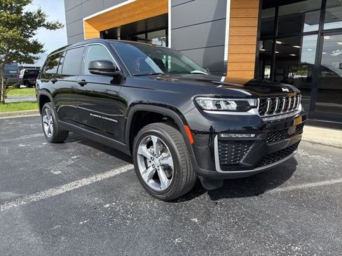 New 2026 Jeep Grand Cherokee L Limited AWD/4WD image 1