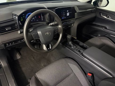 Used 2026 Toyota Camry LE FWD image 12