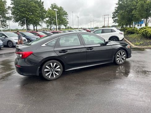 Used 2024 Honda Civic EX image 10