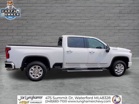 Certified 2024 Chevrolet Silverado 2500 High Country w/ High Country Premium Package AWD/4WD image 9