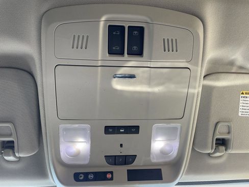 Used 2020 Buick Envision Premium w/ Driver Confidence Package image 13