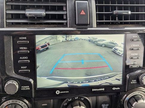 Used 2024 Toyota 4Runner TRD Off-Road image 15