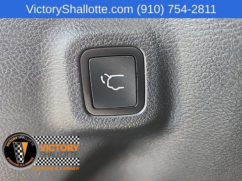 Certified 2022 Jeep Compass Latitude w/ Sun and Sound Group AWD/4WD image 29