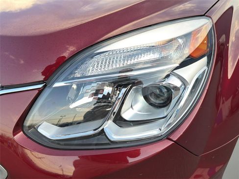 Used 2016 Chevrolet Equinox LTZ w/ Enhanced Convenience Package image 10