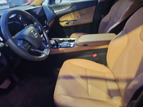 Used 2025 Lexus NX 350h AWD w/ Accessory Package (2T) image 5