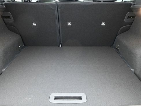 New 2026 Nissan Kicks SR FWD image 15