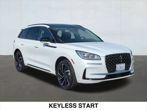 Used 2025 Lincoln Corsair Grand Touring w/ Equipment Group 302A image 7