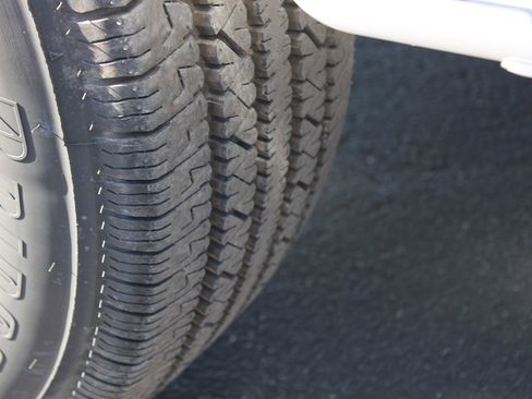 Used 2025 GMC Savana 2500 Extended w/ Driver Convenience Package image 28