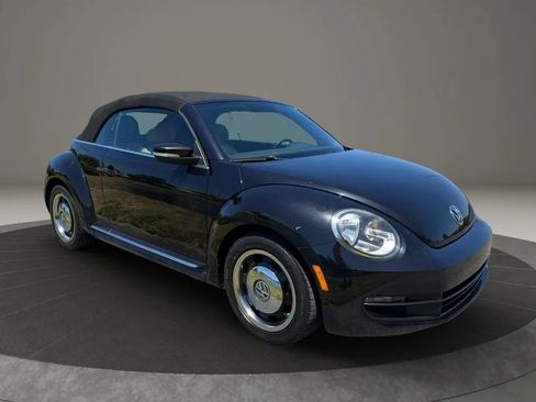 Used 2015 Volkswagen Beetle 1.8T image 7