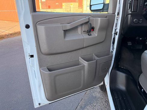 Used 2024 Chevrolet Express 3500 LT w/ LT Preferred Equipment Group RWD image 24