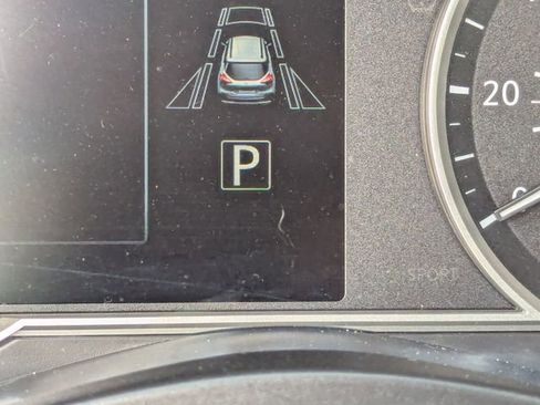 Used 2020 Nissan Kicks SR w/ SR Premium Package image 35