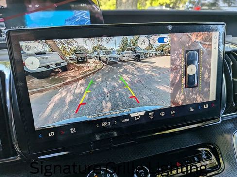 New 2026 Ford Expedition Platinum image 31