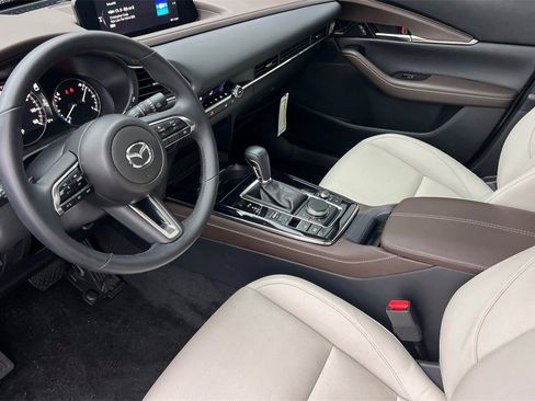 Certified 2025 MAZDA CX-30 AWD 2.5 S w/ Premium Package image 12