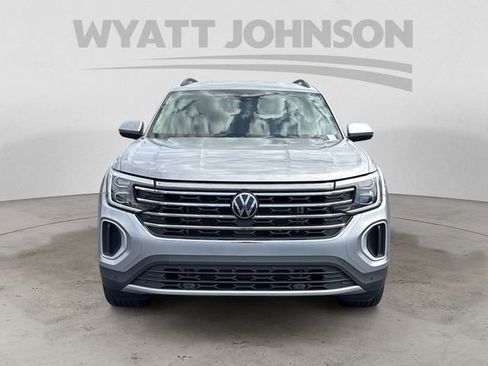 Used 2025 Volkswagen Atlas SE AWD/4WD image 8