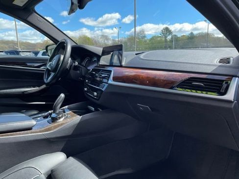 Used 2018 BMW M550i xDrive AWD/4WD image 31