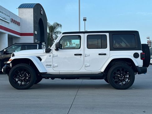 Used 2022 Jeep Wrangler Unlimited Sahara w/ Safety Group image 3