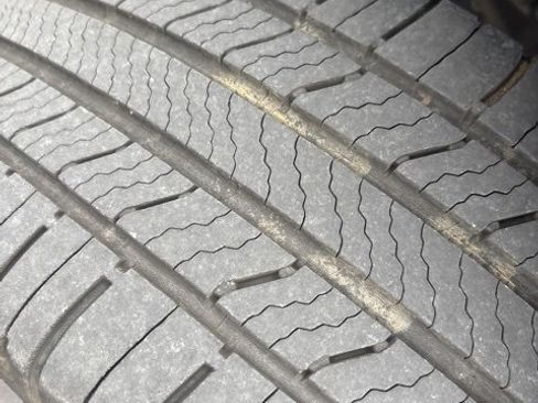 Used 2018 Toyota Avalon XLE Plus image 14