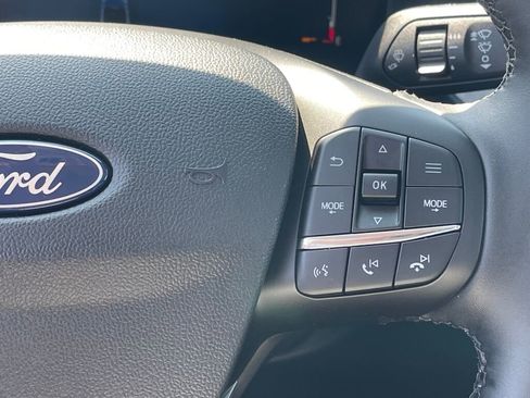 New 2026 Ford Maverick XLT image 18