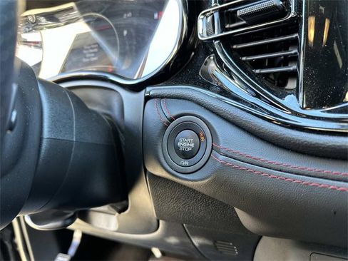 Certified 2023 Dodge Durango GT image 23