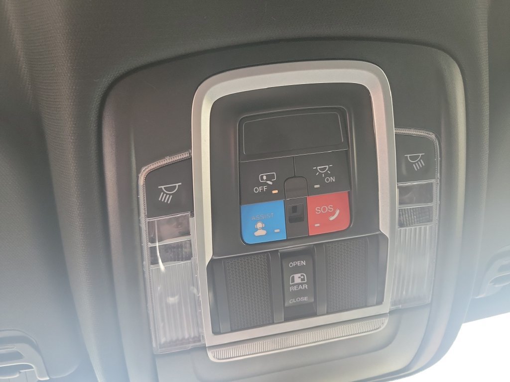 Used 2026 RAM 1500 Laramie AWD/4WD image 26