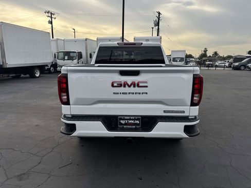 New 2026 GMC Sierra 1500 Elevation image 6
