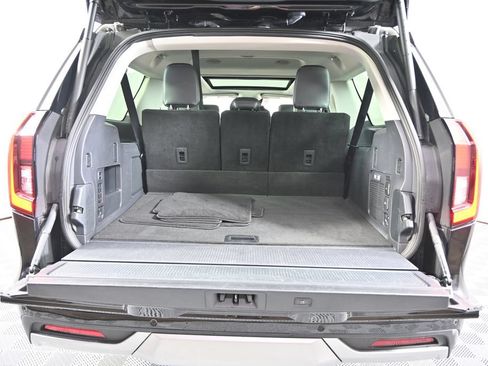 Used 2025 Ford Expedition Max Platinum AWD/4WD image 17