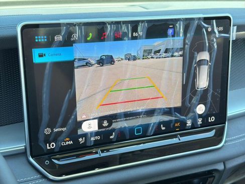 New 2026 Volkswagen Tiguan SE AWD/4WD image 24
