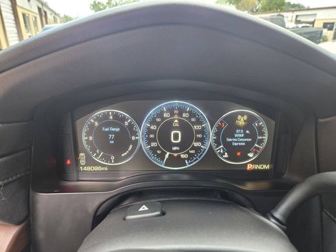 Used 2015 Cadillac Escalade Premium RWD image 9