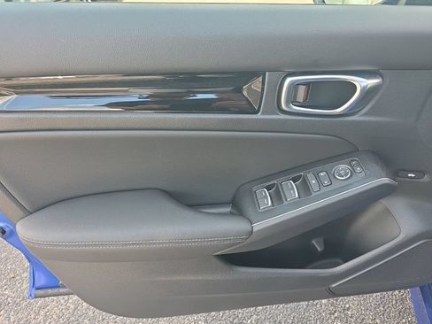 Used 2022 Honda Civic Touring image 15