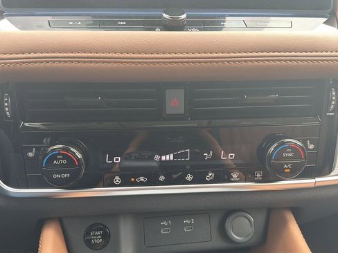 New 2026 Nissan Rogue Platinum AWD/4WD image 21