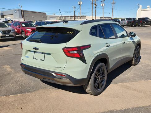 New 2026 Chevrolet Trax ACTIV w/ Sunroof Package image 4