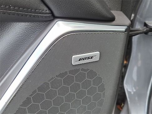 Used 2020 Cadillac Escalade ESV Premium Luxury image 26