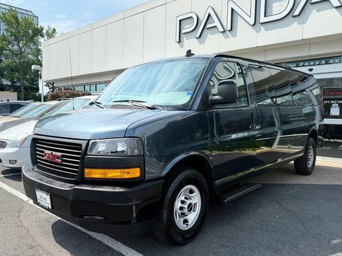 Used 2019 GMC Savana 3500 LS RWD image 3