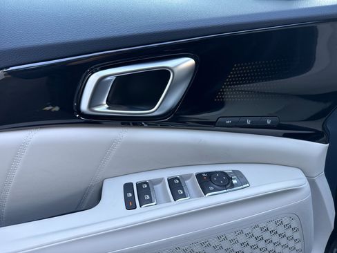 New 2026 Kia Carnival SX Prestige image 11