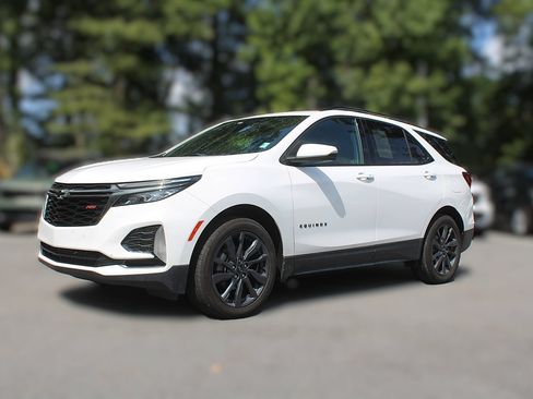 Used 2023 Chevrolet Equinox RS FWD image 3