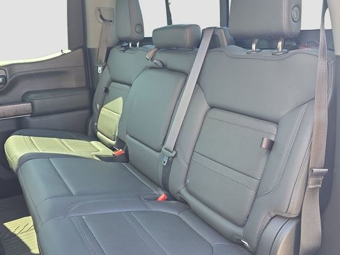 Used 2021 GMC Sierra 1500 Denali w/ Denali Ultimate Package AWD/4WD image 12