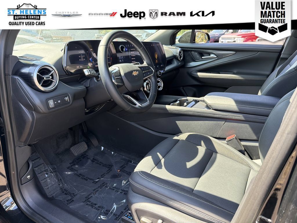 Used 2024 Chevrolet Blazer EV LT AWD/4WD image 11