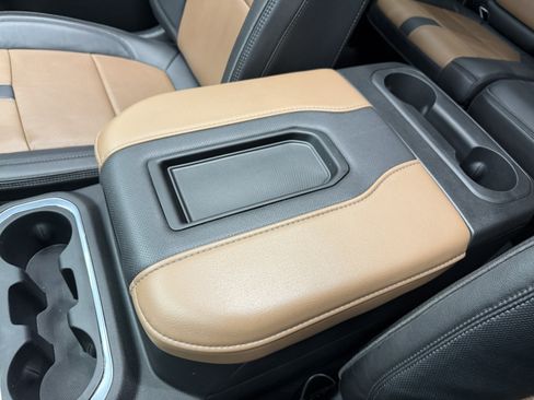 Used 2022 Chevrolet Silverado 1500 High Country image 27