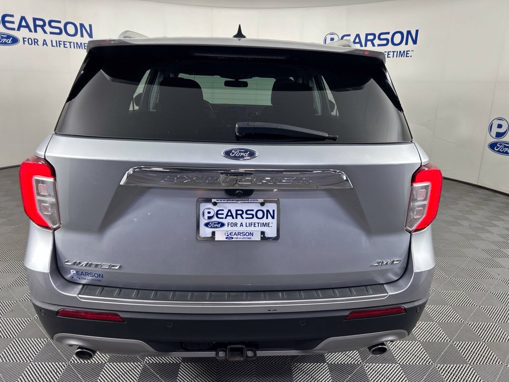 Used 2021 Ford Explorer Limited w/ Equipment Group 301A AWD/4WD image 5