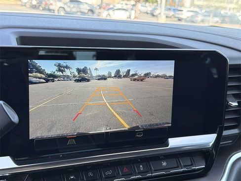 Used 2024 GMC Sierra 1500 SLT image 13